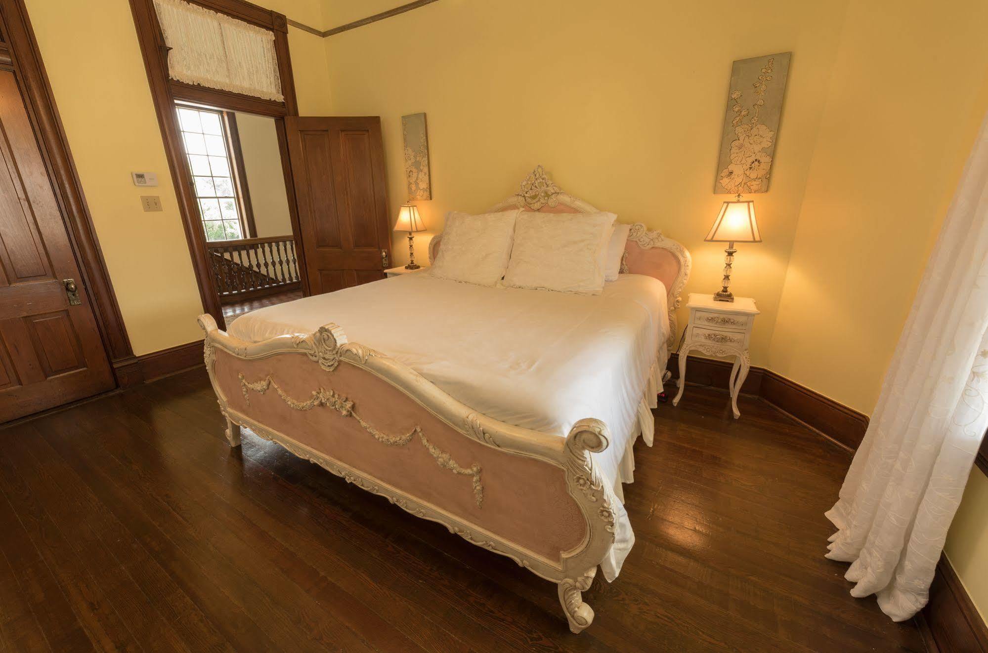 Bed and Breakfast Mosheim Mansion à Seguin Extérieur photo